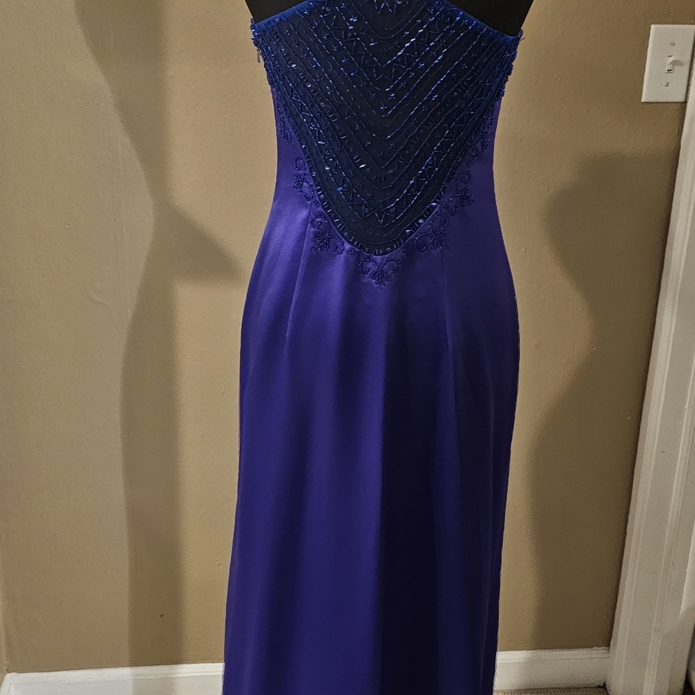 Elegant Purple Halter Dress - Picture 4 of 7